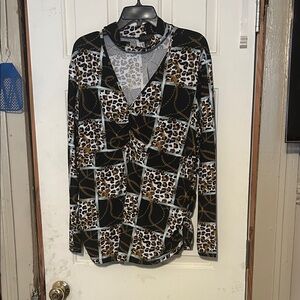 Chic Leopard Patchwork V-Neck Blouse